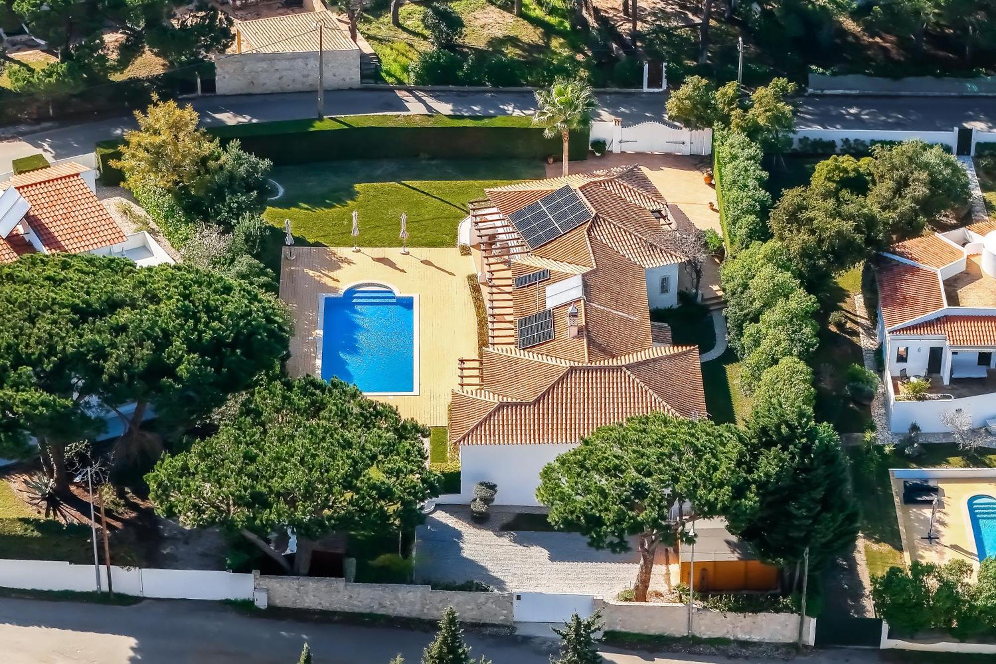 Exclusive Villa Toulouse With Pool In Falesia Algarve アルブフェイラ エクステリア 写真
