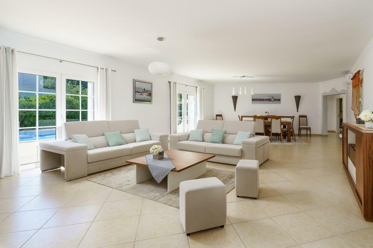 Exclusive Villa Toulouse With Pool In Falesia Algarve アルブフェイラ エクステリア 写真